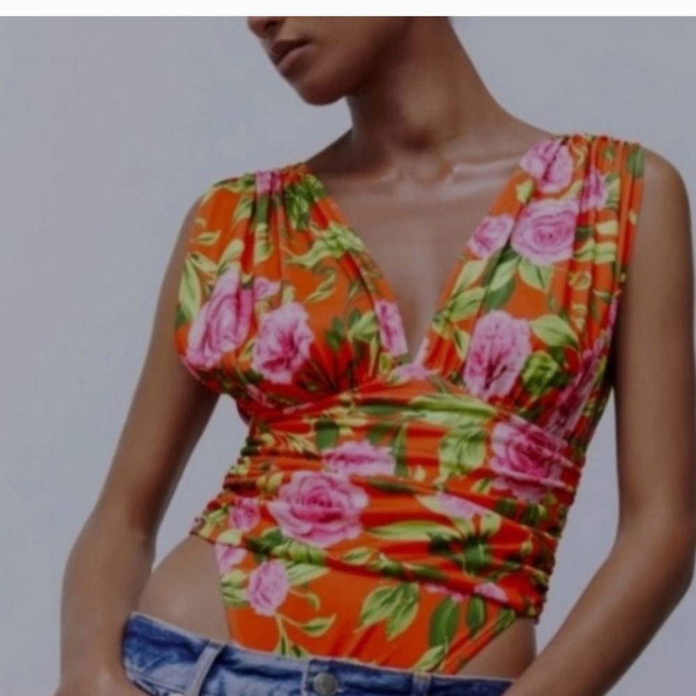 NEW ZARA RED FLORAL DEEP Plunge Body Suit
